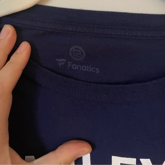 *3 for $8!!* Washington Capitals Stanley Cup Champions Shirt - Picture 2 of 2